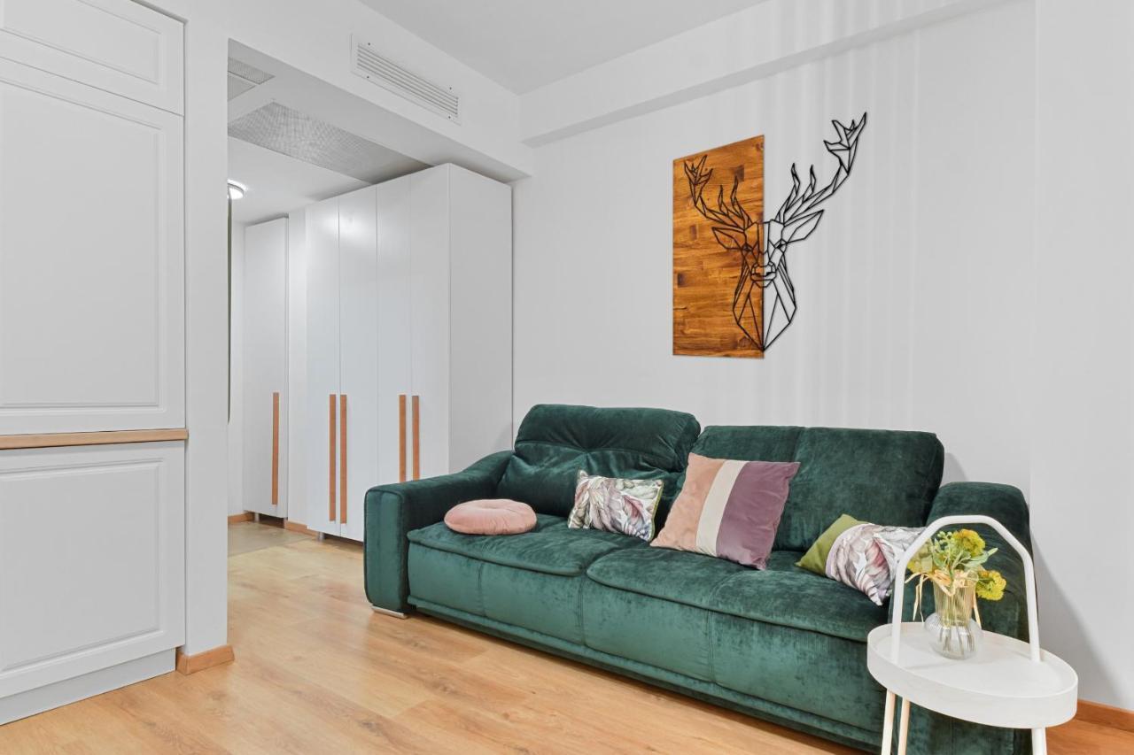 The Flower Clabucet Studio Predeal Exterior photo
